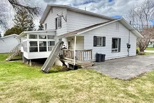 131 Clover St, Madawaska, ME 04756 - Photo 9