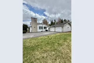 131 Clover Street, Madawaska, ME 04756 - Photo 5