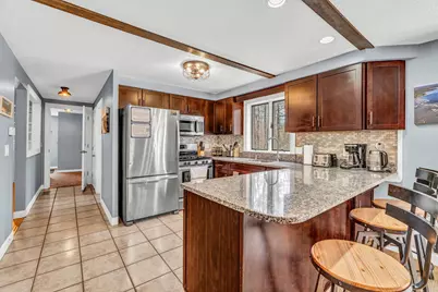 8 Evergreen Drive, Freeport, ME 04032 - Photo 3