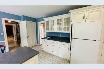 4 Dorcas Avenue, Caribou, ME 04736 - Photo 9