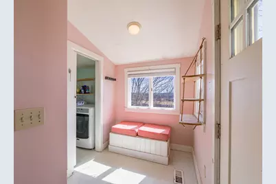 313 W Meadow Road, Thomaston, ME 04861 - Photo 9