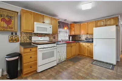 190 Transalpine Road, Lincoln, ME 04457 - Photo 17