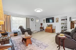 549 Hudson Rd, Glenburn, ME 04401 - Photo 19