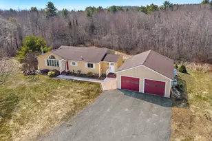 18 Walker Ln, Farmingdale, ME 04344 - Photo 3