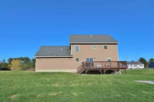50 Rolling Meadow Dr, Bangor, ME 04401 - Photo 33
