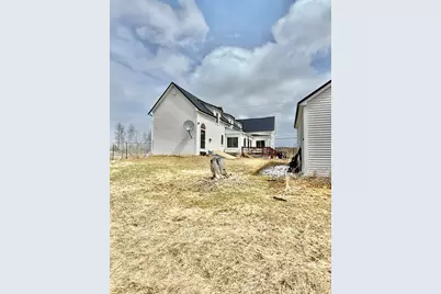808 Madawaska Road, Caribou, ME 04736 - Photo 17