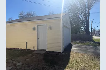 39 E Leavitt Street, Skowhegan, ME 04976 - Photo 3