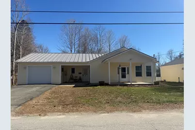 39 E Leavitt Street, Skowhegan, ME 04976 - Photo 1