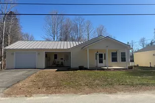 39 E Leavitt St, Skowhegan, ME 04976 - Photo 1