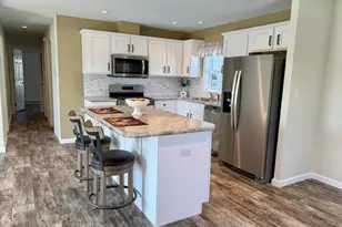 37 Camden Rd, Berwick, ME 03901 - Photo 3