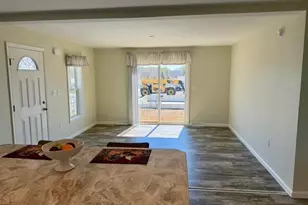 37 Camden Rd, Berwick, ME 03901 - Photo 5