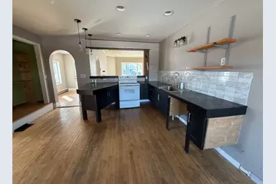 586 Main Street, Madawaska, ME 04756 - Photo 9