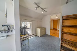 13 Wood St, Camden, ME 04843 - Photo 11