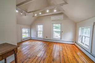 13 Wood St, Camden, ME 04843 - Photo 13