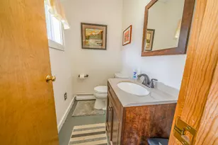 13 Wood St, Camden, ME 04843 - Photo 11