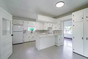 1216 Main St, Waldoboro, ME 04572 - Photo 11