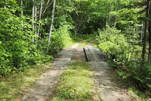 672 Meadow Ln, Rumford, ME 04276 - Photo 15