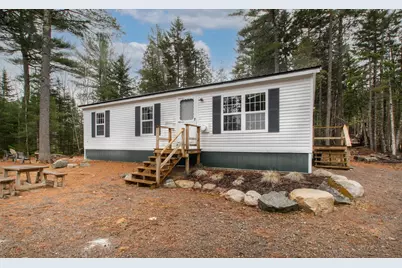 327 Elm Street, Machias, ME 04654 - Photo 1
