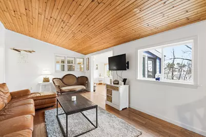 132 Sunset Avenue, Portland, ME 04109 - Photo 9