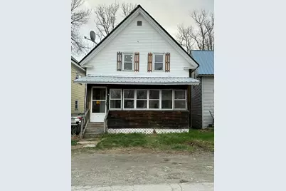 136 Washington Street, Pittsfield, ME 04967 - Photo 1