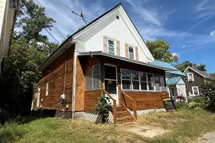 136 Washington St, Pittsfield, ME 04967 - Photo 1