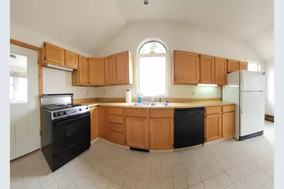 499 Aroostook Avenue, Millinocket, ME 04462 - Photo 5