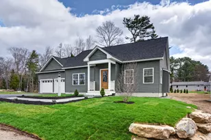 29 Forest Glenn Ln, Topsham, ME 04086 - Photo 3