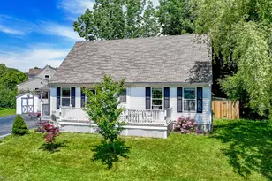 15 Nevelson St, Rockland, ME 04841 - Photo 1