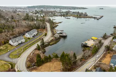 15 Village Court #5, Boothbay Harbor, ME 04538 - Photo 1