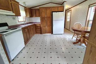 52 Hodsdon Ln, Jefferson, ME 04348 - Photo 3