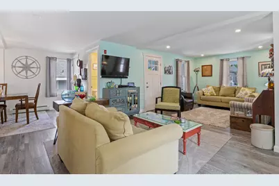 32A W Old Orchard Avenue, Old Orchard Beach, ME 04064 - Photo 15