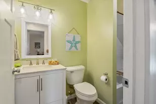 32A W Old Orchard Ave, Old Orchard Beach, ME 04064 - Photo 27