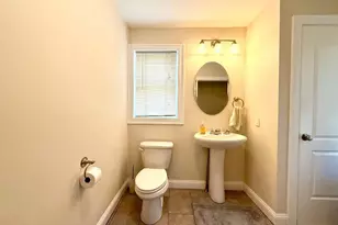 25 Bishop Ave, South Portland, ME 04106 - Photo 7