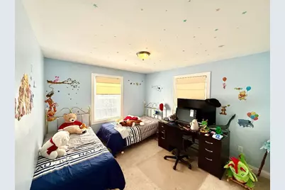 25 Bishop Avenue, South Portland, ME 04106 - Photo 9