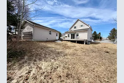 92 N 4th Avenue, Madawaska, ME 04756 - Photo 9