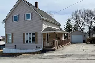 92 N 4th Ave, Madawaska, ME 04756 - Photo 1