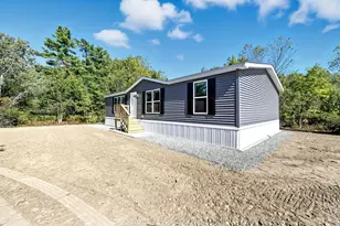 629 Russell Rd, Madison, ME 04950 - Photo 5