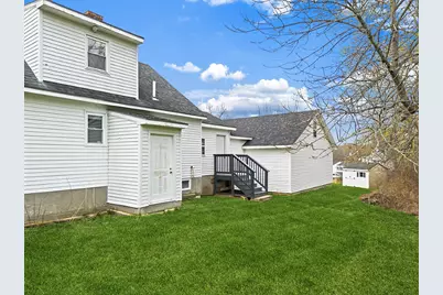 19 Alexandra Drive, Gardiner, ME 04345 - Photo 9