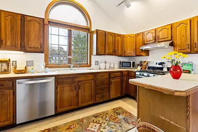 3 Chester Avenue, Falmouth, ME 04105 - Photo 5
