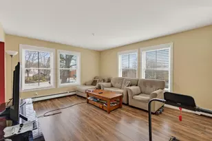 17 King St, Westbrook, ME 04092 - Photo 5
