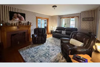 21 Bowdoin Street, Houlton, ME 04730 - Photo 11