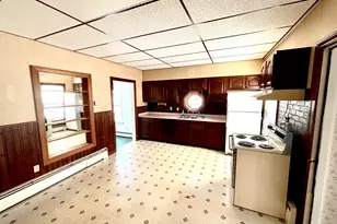 420 Katahdin Ave, Millinocket, ME 04462 - Photo 9