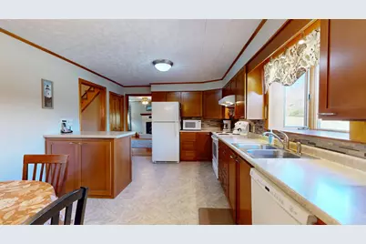 868 Paris Road, Hebron, ME 04238 - Photo 13