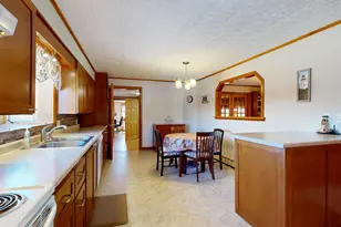 868 Paris Rd, Hebron, ME 04238 - Photo 9
