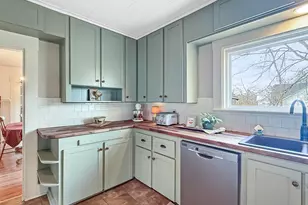 49 Pleasant Ave, Sangerville, ME 04479 - Photo 7