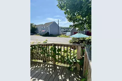 62 W Main Street, Vinalhaven, ME 04863 - Photo 25