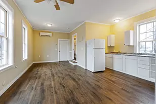 63 Elm St, Mechanic Falls, ME 04256 - Photo 5
