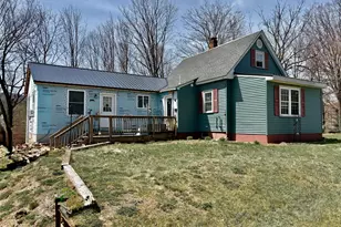 97 Middle Ave, Mexico, ME 04257 - Photo 3