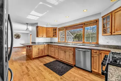 272 Enfield Road, Lincoln, ME 04457 - Photo 5