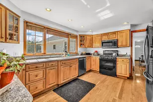 272 Enfield Rd, Lincoln, ME 04457 - Photo 7